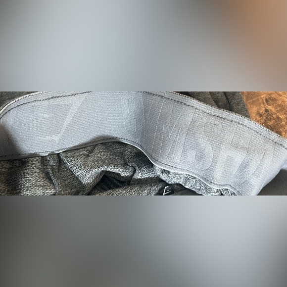 Gymshark Womens joggers pants Sz small gray silver - Picture 4 of 7